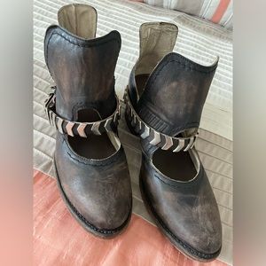 Freebird - BLADE - sz9